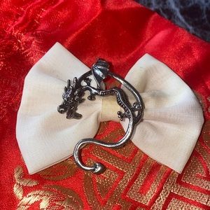 Unique Silver dragon ear cuff.
